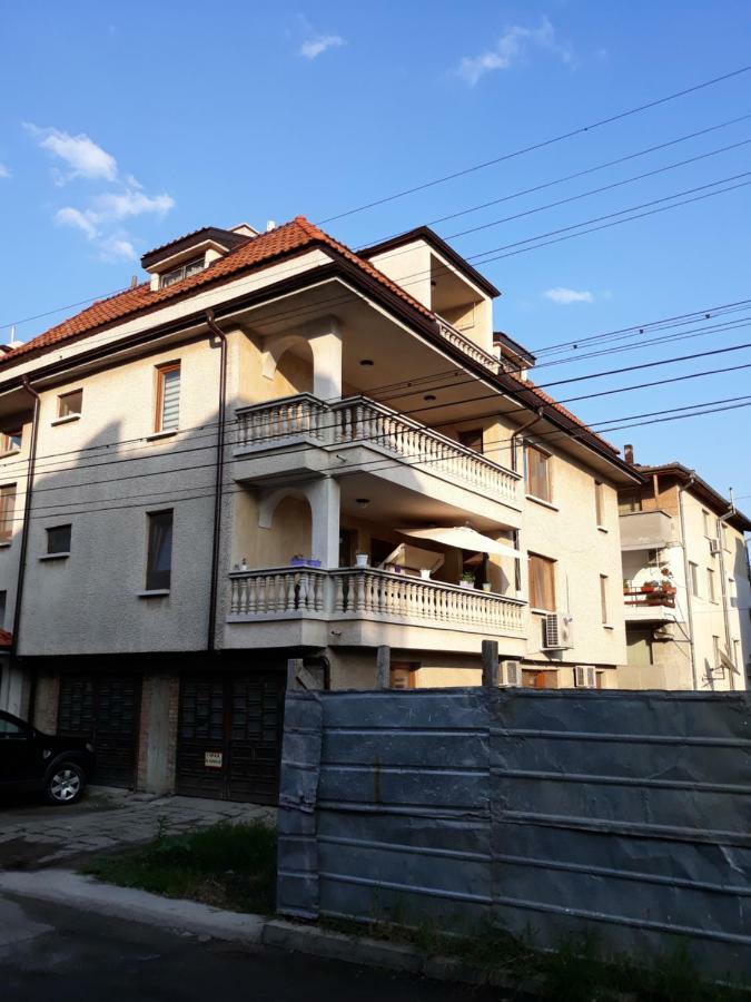 Апартаменти Прометей Burgas Stad Buitenkant foto