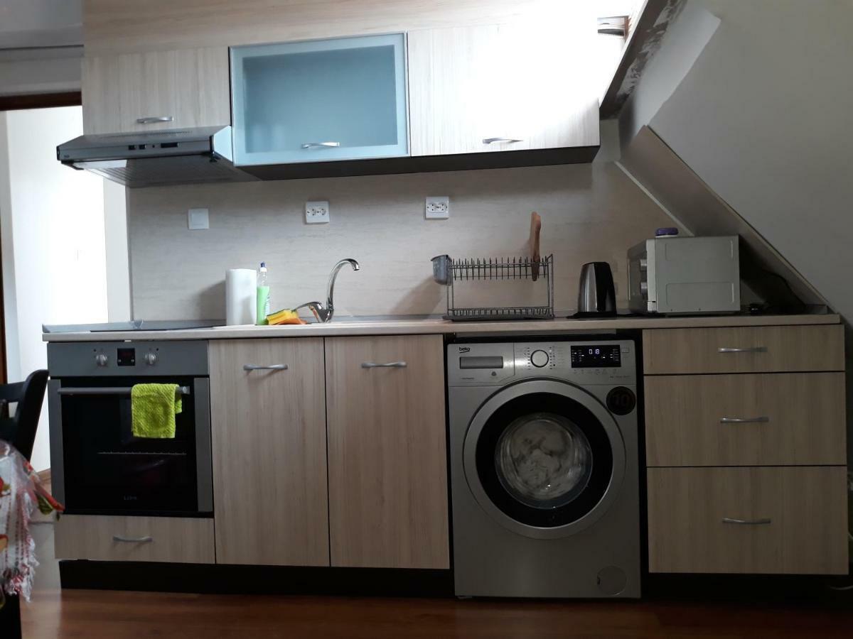 Апартаменти Прометей Burgas Stad Buitenkant foto